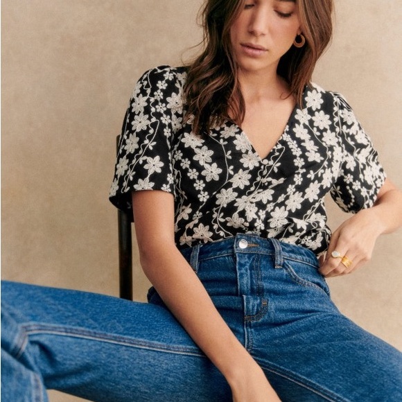 Sezane Black and White Floral Blouse - Picture 2 of 10